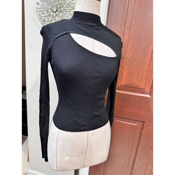 ZARA black sweater with side keyhole design SMALL - Picture 4 of 4